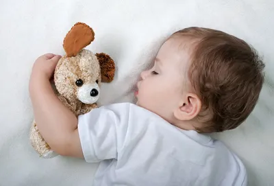 Сон ребенка в 11 месяцев - ребенок 11 месяцев плохо спит | Режим сна 11  месячного ребенка