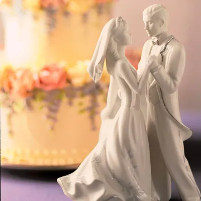 20 лет: какая свадьба и что дарят — что подарить на фарфоровую годовщину  родителям, мужу, жене или друзьям