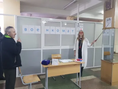 Школьники Челябинска сделали открытки бойцам СВО к 23 февраля │ Челябинск  сегодня