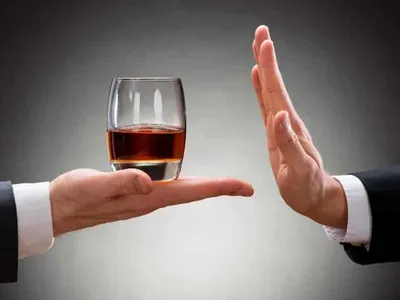 Алкоголизм - причины появления, симптомы заболевания, диагностика и способы  лечения