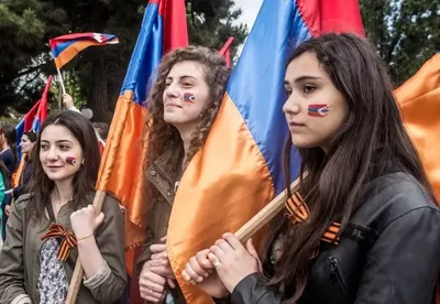 Какие девушки нравятся армянам: армянские стандарты красоты | Армения и  армяне | Дзен