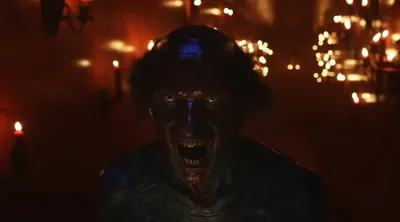 В финальном трейлере хоррора «Астрал 5: Красная дверь» демоны и призраки  атакуют Ламбертов