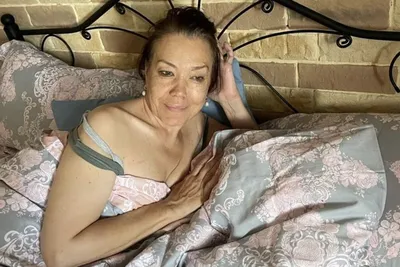 59-летняя Азиза показала лицо без макияжа и фильтров - Газета.Ru | Новости