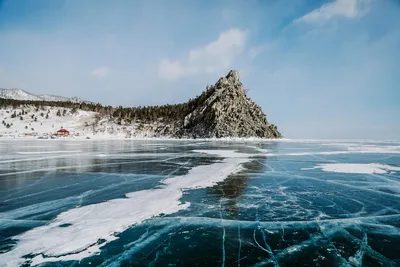 Зимнее озеро Байкал. Туры и самостоятельные маршруты.
