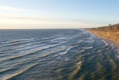 Балтийское море с берегом, волны, …» — создано в Шедевруме