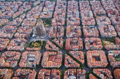 Барселона - город в Испании – Стоковое редакционное фото © kanuman #93552944