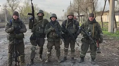 Бойцов чеченского батальона \"Восток\" отправили на Украину воевать с ВСУ -  TOPNews.RU
