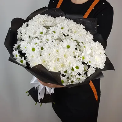 Букет из 3 белых хризантем - купить в Москве по цене 1490 р - Magic Flower