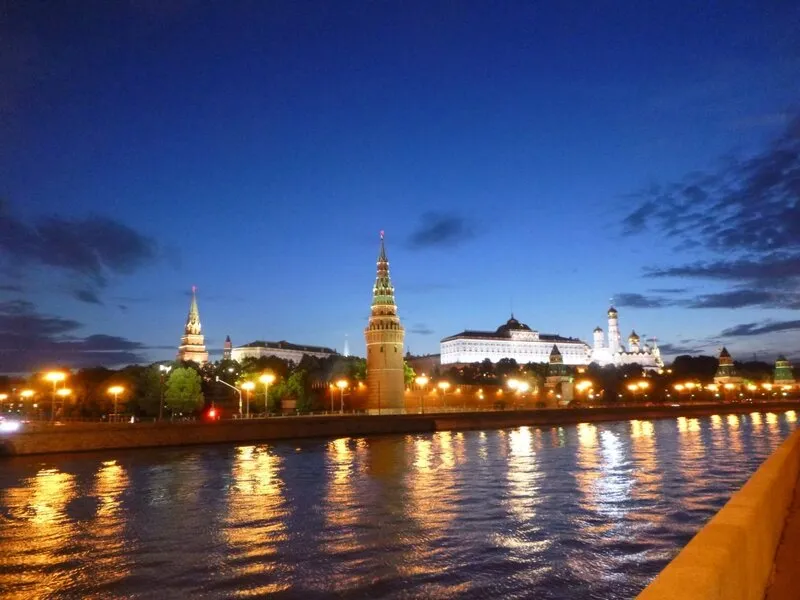 В Москве есть белые ночи!