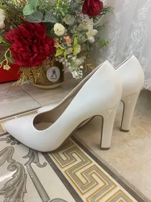 Купить белые свадебные туфли в Москве