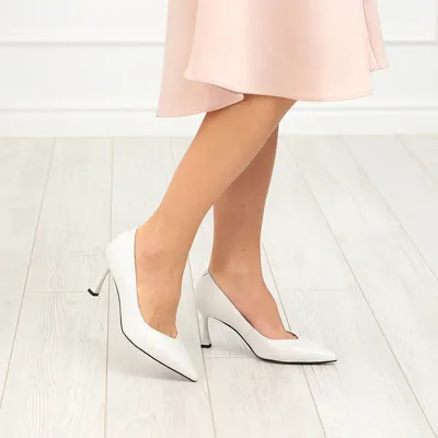 Белые туфли лодочки из кожи на подкладке из натуральной кожи на  талированном каблуке SS75-147183 - купить в интернет-магазине ➦Respect