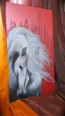 Красивый белый конь с развевающейся …» — создано в Шедевруме
