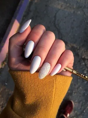 Белый маникюр 2024-2025, модные белые ногти, тренды и тенденции белого  дизайна ногтей