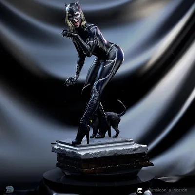 Бэтмен и Женщина-Кошка на новом промо фильма, который вы так ждете. В кино  с 3 марта 📷: Empire Magazine | Instagram