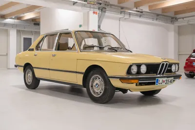BMW takes a look back at all previous 5 Series generations