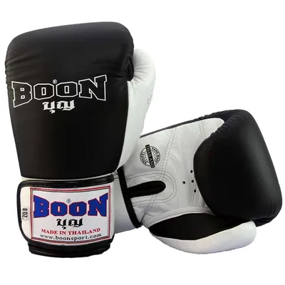 Боксерские лапы Venum Cellular 3.0 Черно/Белые купить в интернет-магазине  MMAWear