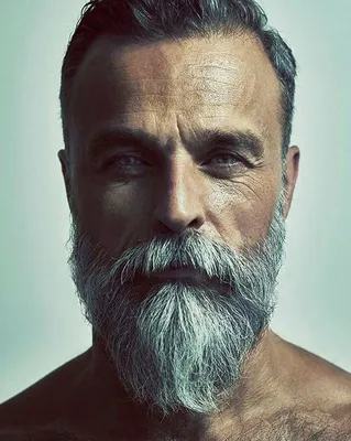 Как отрастить ровную бороду