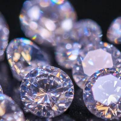Огранка бриллианта — какие виды и формы есть у ограненного алмаза с  названиями - принцесса, кушон, сердце и другие, сколько граней у бриллианта