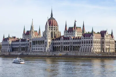 Куда съездить из Будапешта. 10 идей маршрутов на 1 день рядом со столицей  Венгрии