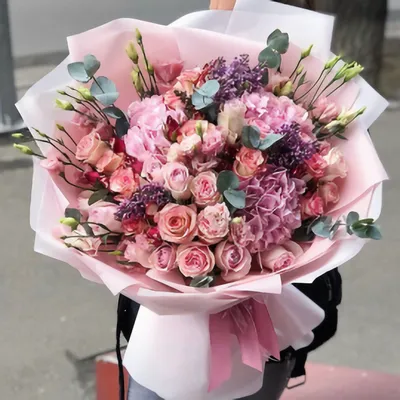 Шикарный букет цветов на День Рождения - купить с бесплатной доставкой 24/7  по Москве