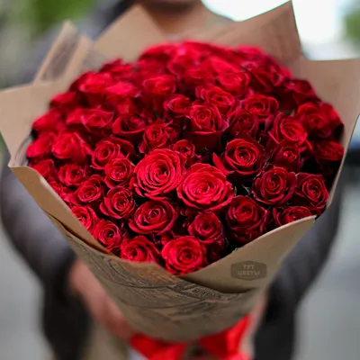 Букет красных роз от 9 шт. за 4 190 руб. | Бесплатная доставка цветов по  Москве