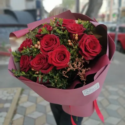 Букет 27 красных роз