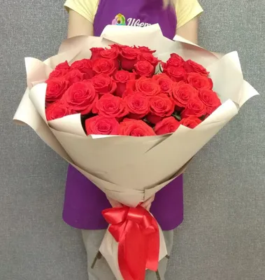 Шикарный букет красных роз купить в Краснодаре с доставкой