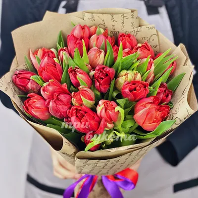 Лиловый букет тюльпанов, диантусов и лаванды - купить с доставкой в Омске -  LAVANDA
