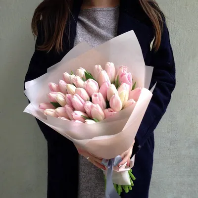 Букет из 51 тюльпана купить в Элисте за 6,500 руб. – Низкая цена и быстрая  доставка | Заказать в интернет-магазине \"Love Flowers\"