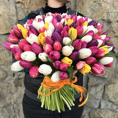Букет тюльпанов и матиоллы | доставка по Москве и области
