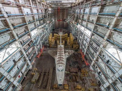 Космический корабль \"Буран\" совершил свой полет 35 лет назад - Российская  газета