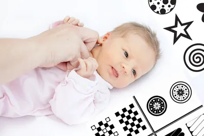 Развитие новорожденного - черно-белые картинки скачать и распечатать