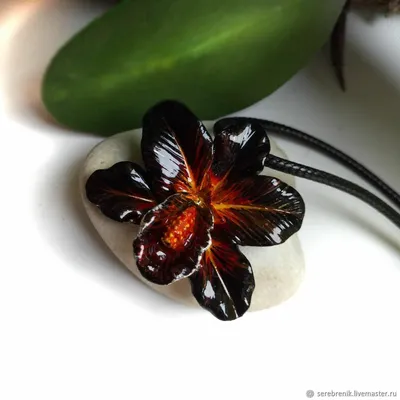 Фантастическая ледяная черная орхидея …» — создано в Шедевруме