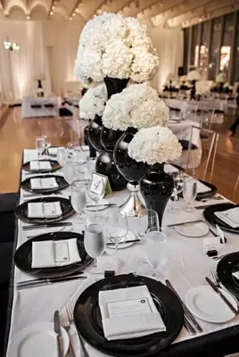 Черно-белое оформление свадьбы в 2023 г | Шикарная свадьба, Свадьба,  Свадебные декорации