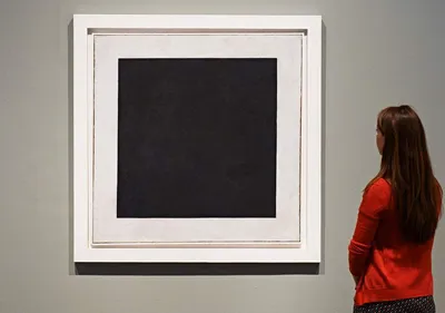 Ученые выяснили, что Малевич добавил в «Черный квадрат» мел | The Art  Newspaper Russia — новости искусства