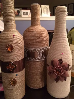 Декор бутылки шампанского на 8 марта своими руками: необычные техники и  свежие… | Поделки из винных бутылок, Декорирование винных бутылок,  Украшенные винные бутылки