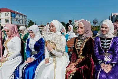 День чеченской женщины. Справка - РИА Новости, 15.09.2010