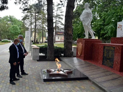 Памятник Вечный огонь - Праздники - Раскраски антистресс