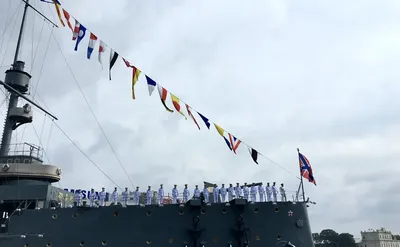 Картинка на День ВМФ с кораблями и пожеланием