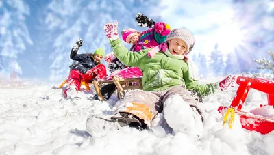 Фотография мальчик Дети Зима Шапки куртки снеге Снеговики