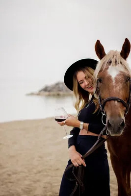 Картинка 900x539 | Фото с девушкой с лошадью | Животные, Девушки, фото |  Лошади, Девушка и лошадь, Фотографии лошадей