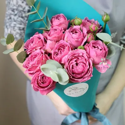Букет цветов \"С добрым утром\" в коробке за 10 590 руб. | Бесплатная  доставка цветов по Москве