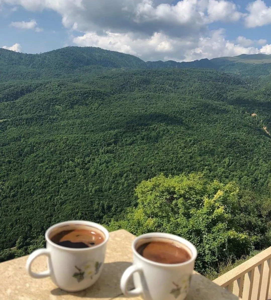 Кофе в армении. Утренний кофе в горах. Кофе Армения. Кофе в горах Армении. Доброе утро Армения.