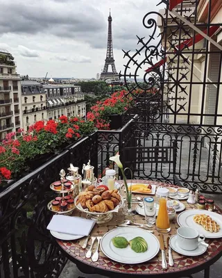 Доброе утро 🌞 Завтрак в Париже ☕🥐🇨🇵… | Instagram