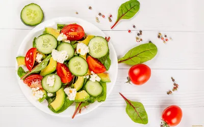 Фото салатов: свежие овощи и сочные ингредиенты