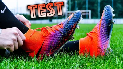 TEST AUBAMEYANG BOOTS: Nike Hypervenom Phantom 2 - YouTube
