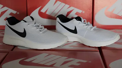 Коллекция кроссовок Nike в «Канте»