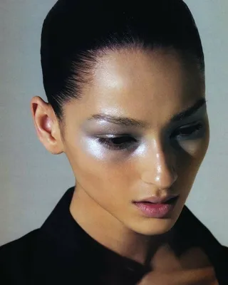Секреты яркого макияжа от звездного визажиста Ханга Ванго | Glamour