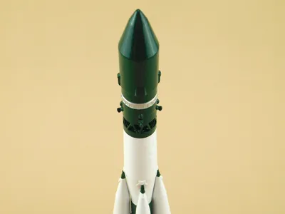 Компрессортурбо - РАКЕТА, ПОДНЯВШАЯ В КОСМОС Ю. ГАГАРИНА. Для полета  человека в космос был создан не только космический корабль «Восток», но и  транспортное средство — многоступенчатая ракета-носитель, позже также  получившая имя корабля.