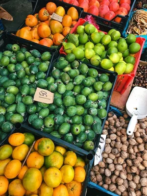 Ягода Фейхоа - «Фейхоа – экзотическая и недорогая ягода или всё-таки фрукт?  Как кушать, чем полезна фейхоа.» | отзывы